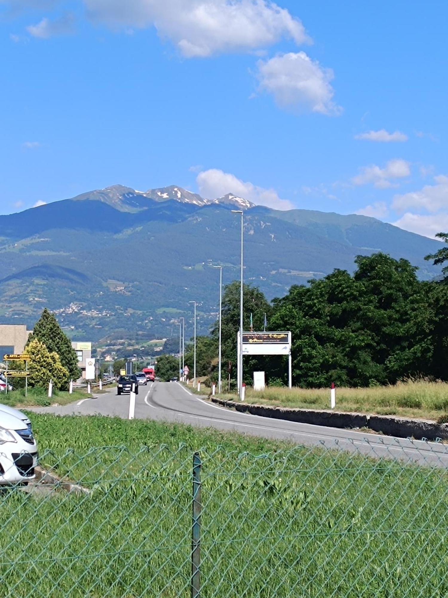 La Grolla Leilighet Aosta Eksteriør bilde